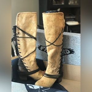 New Coals by Freebird size 5